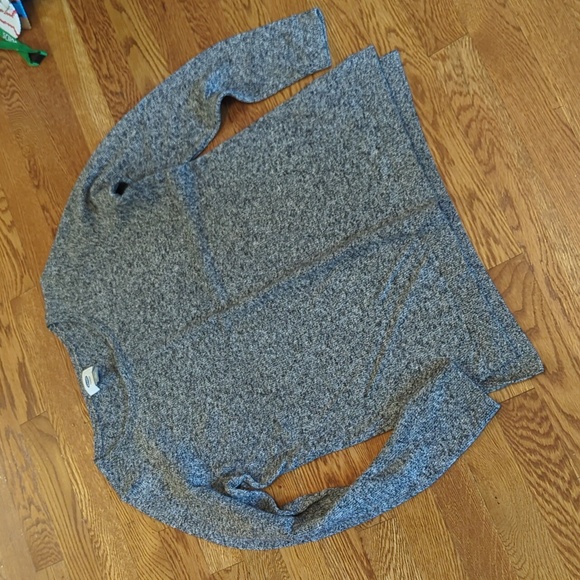 Women's Old Navy Black/Gray Lightweight Sweater, Medium - Picture 4 of 8